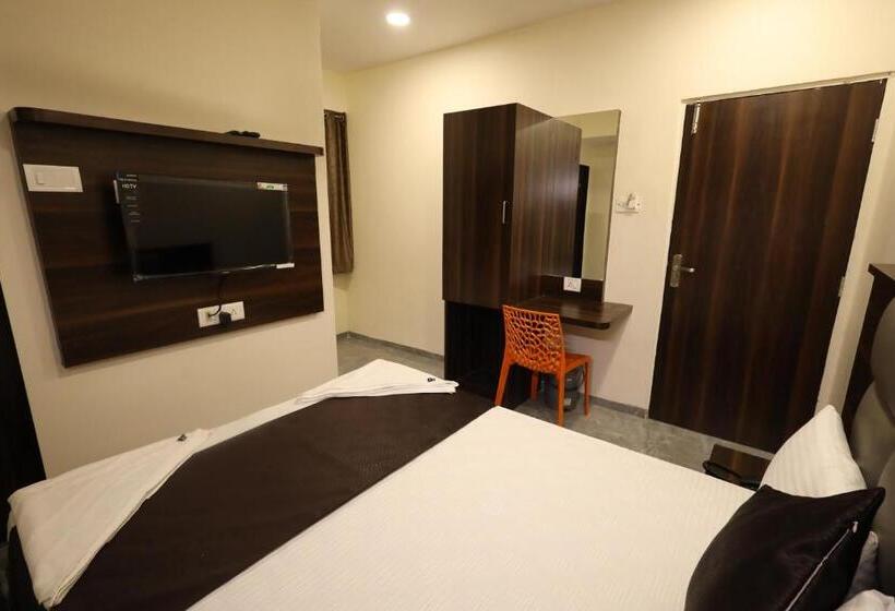 豪华房间, R K Residency Mahape