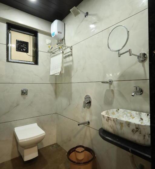 豪华房间, R K Residency Mahape