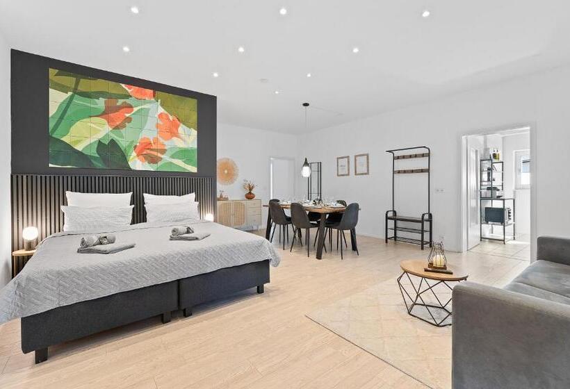 شقة غرفة واحدة مزودة بتراس, Lumiflats: Mahlberg