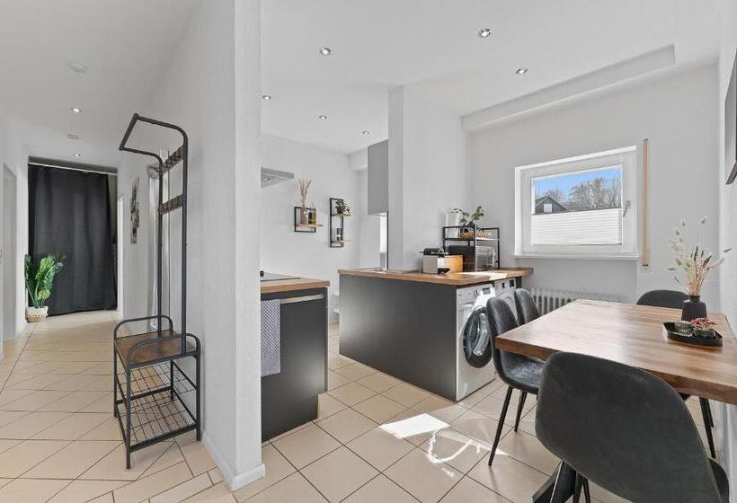 شقة غرفتين, Lumiflats: Mahlberg