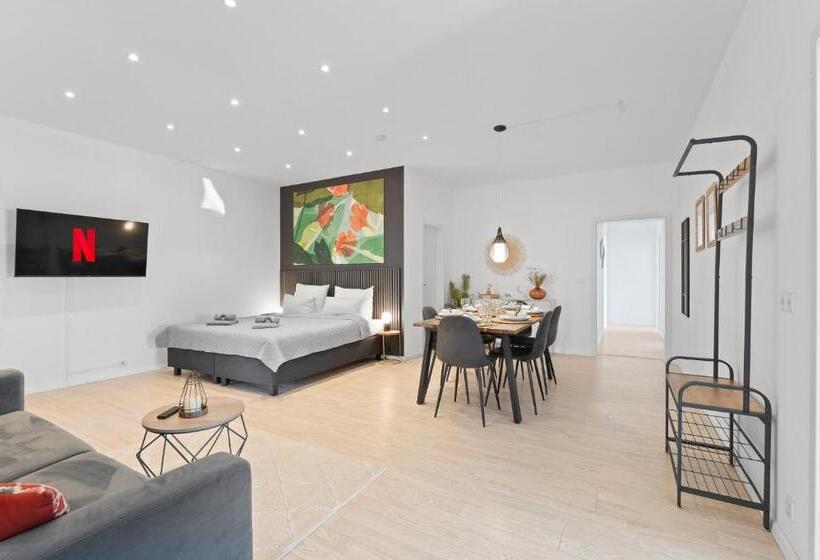 شقة غرفة واحدة مزودة بتراس, Lumiflats: Mahlberg