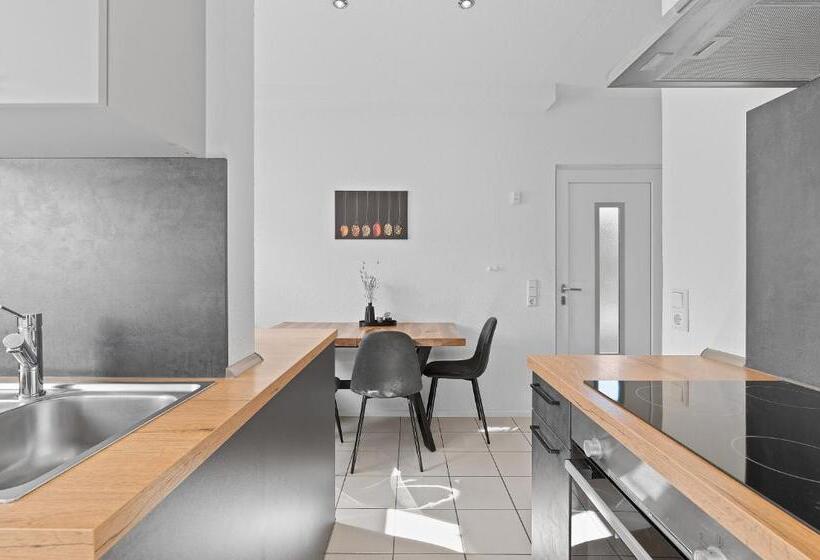 شقة غرفتين, Lumiflats: Mahlberg