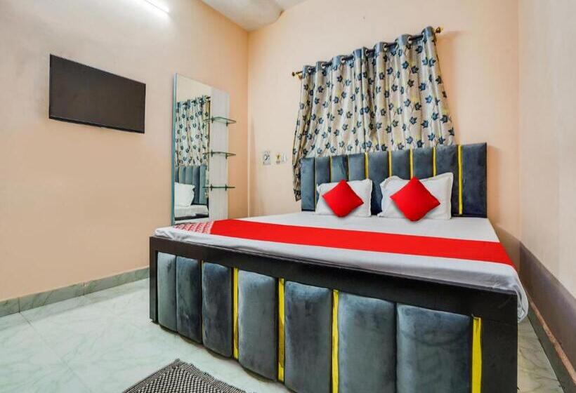Quarto Triplo Clássico, Oyo Flagship Hotel 69 Stays