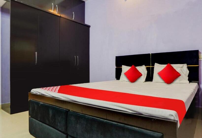 اتاق کلاسیک سه تخته, Oyo Flagship Hotel 69 Stays