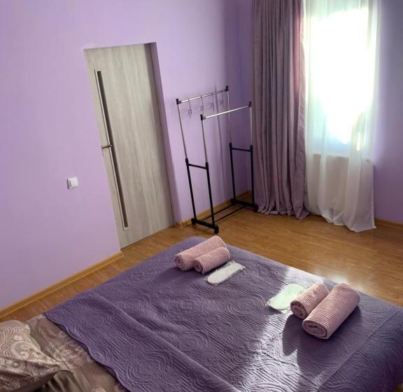 اتاق استاندارد, Mate S Home Kazbegi