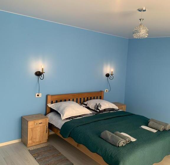 اتاق استاندارد, Mate S Home Kazbegi