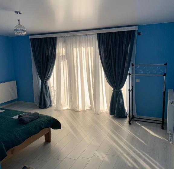 اتاق استاندارد, Mate S Home Kazbegi