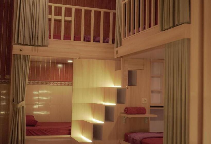 Кровать в Общей Комнате, The Puji S Hostel Penida