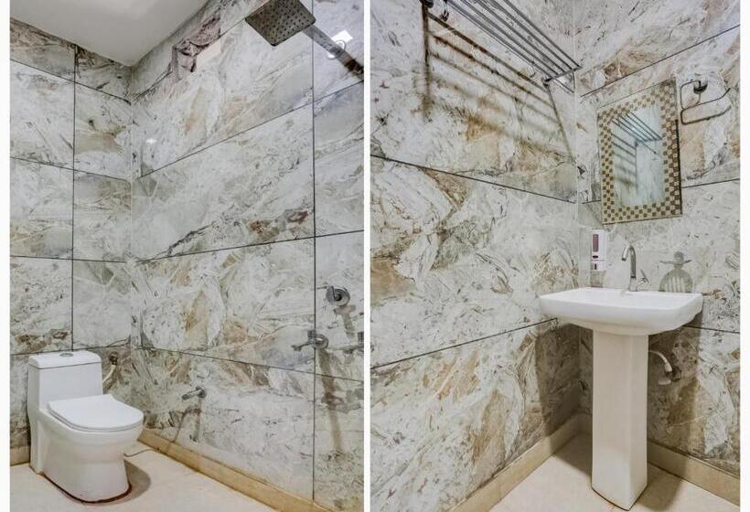 三人经典房间, Collection O Mukur Hotel And Restaurant