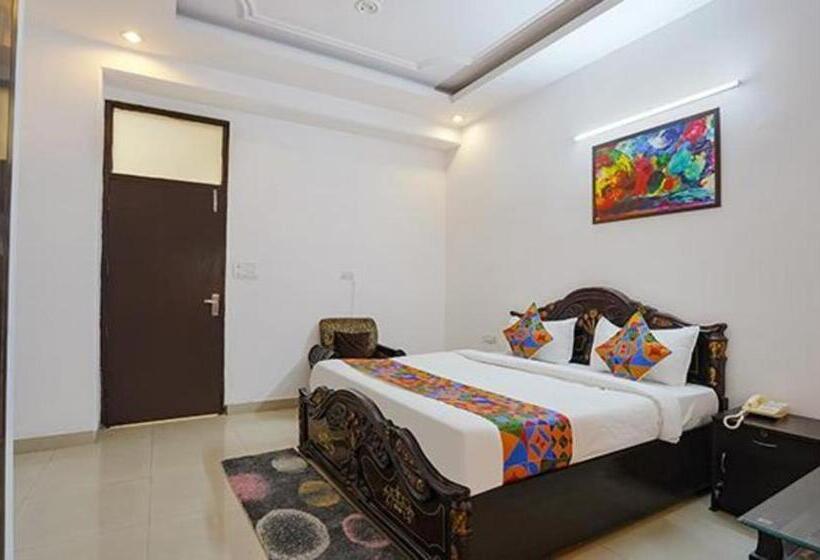 デラックスルーム, Admire Inn Noida Sector 50