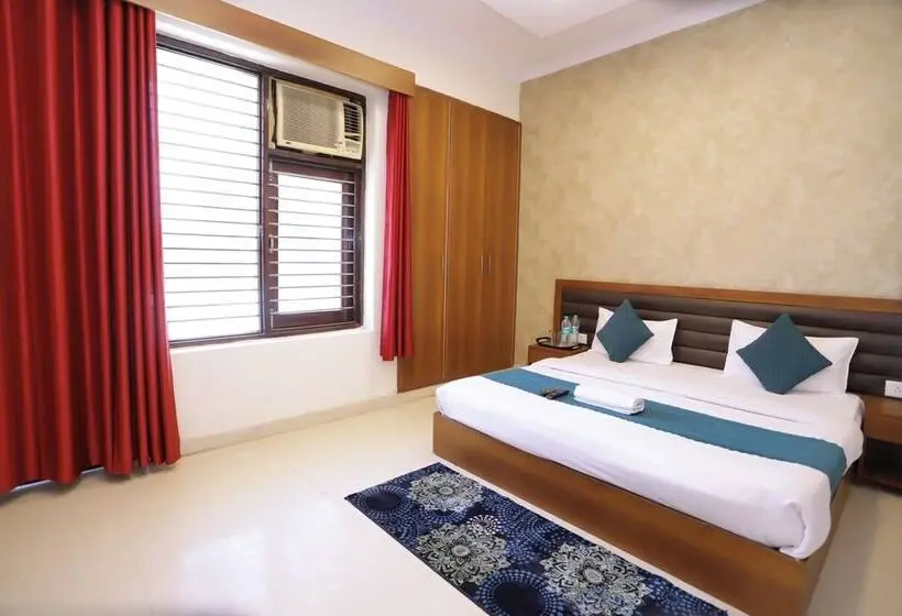 Deluxe-huone, Admire Inn Noida Sector 50