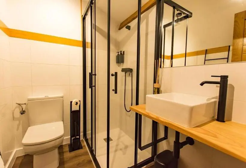 اتاق اکونومی یک تخته, Hostal Nomade Santiago