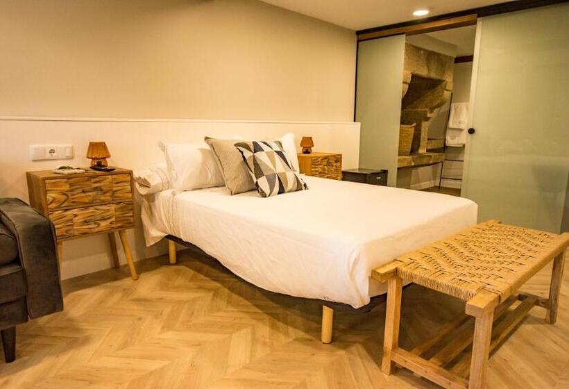 高级三人间, Hostal Nomade Santiago