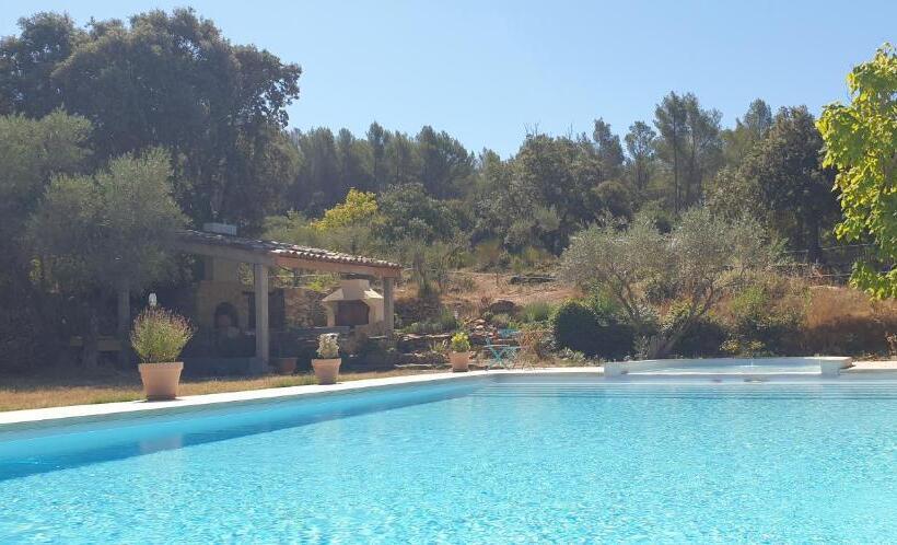 带大床的标准间, Mas Des Rochers Case Bambou