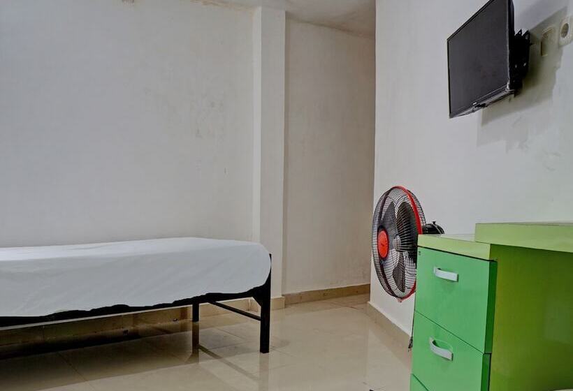 Standardrum, Oyo Life 92919 Kost Wijaya Kusuma Lake Syariah