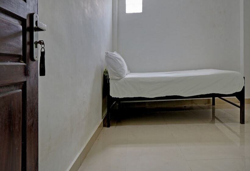 Standardrum, Oyo Life 92919 Kost Wijaya Kusuma Lake Syariah