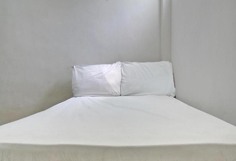 Standardrum, Oyo Life 92919 Kost Wijaya Kusuma Lake Syariah