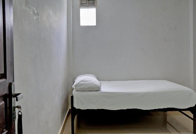 Standard Enkelrum, Oyo Life 92919 Kost Wijaya Kusuma Lake Syariah