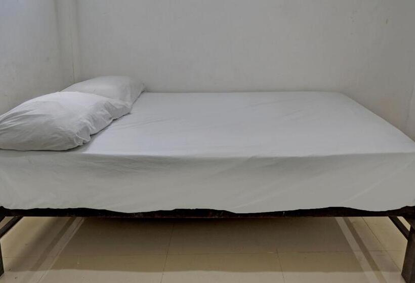 Standard Enkelrum, Oyo Life 92919 Kost Wijaya Kusuma Lake Syariah