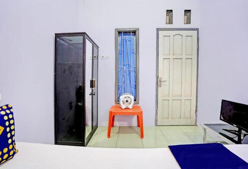 标准间, Oyo Life 92937 Kost Putri Sarkara Syariah