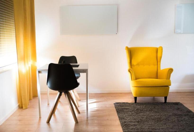 Апартаменты 1 Спальня Нижний Этаж, Keller Apartment