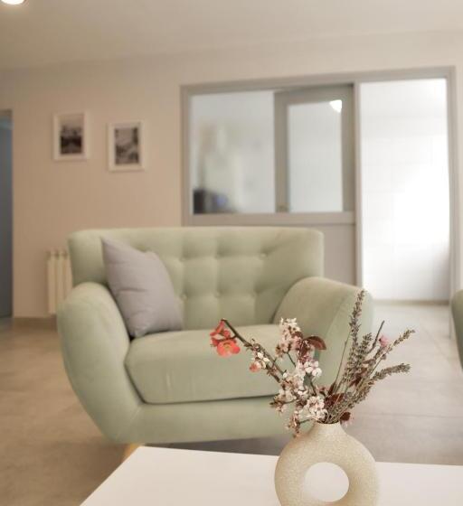 带大床的豪华间, La Isabel