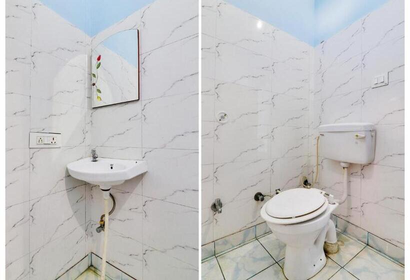 三人经典房间, Oyo Flagship Hotel Kalindi Farms