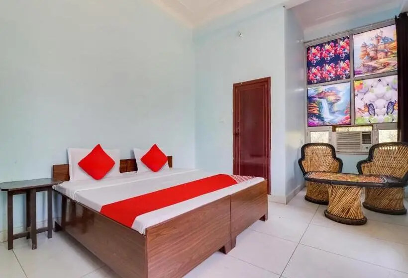 トリプルクラシックルーム, Oyo Flagship Hotel Kalindi Farms