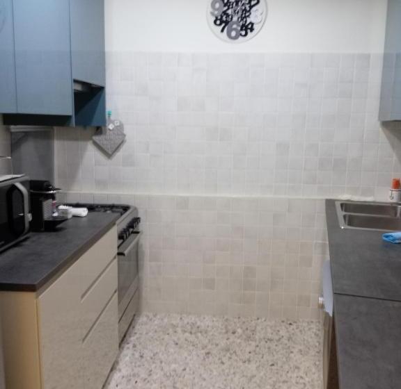 חדר סטנדרט, Camere Vacanza Foligno Lusitana T2