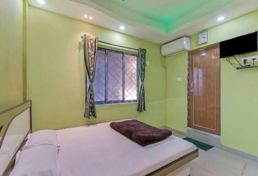 Номер Deluxe, Sadia Guest House, Kolkata