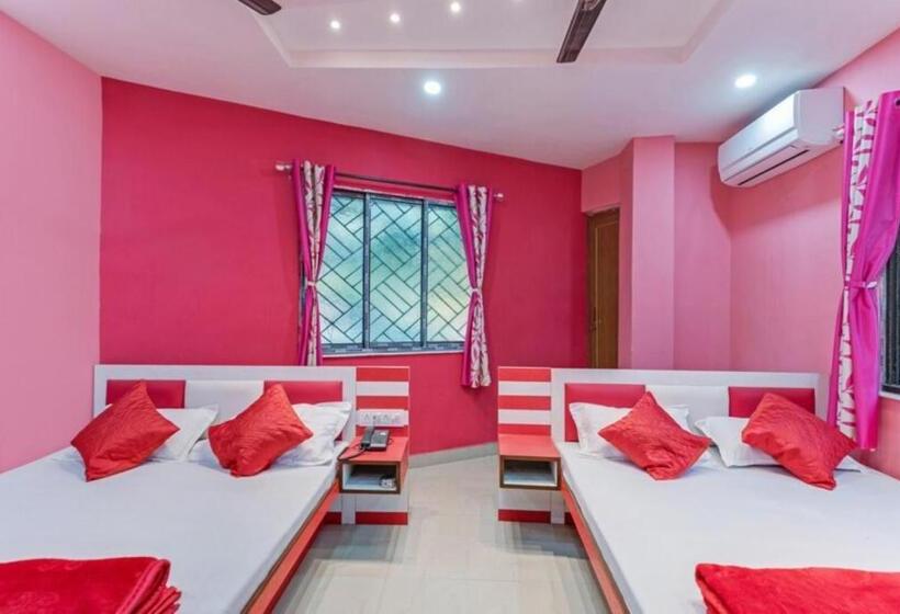 Family Suite, Sadia Guest House, Kolkata