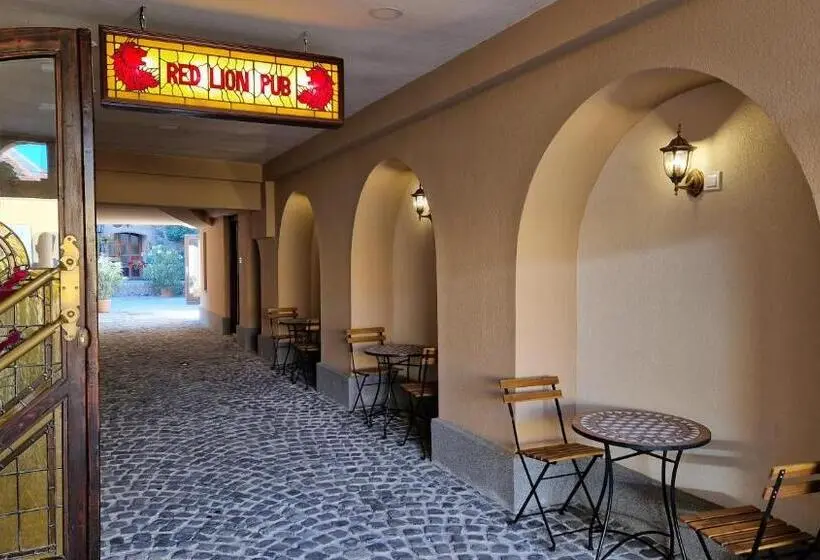 Huoneisto 1 Makuuhuone, Red Lion Pub & Apartments Szentendre