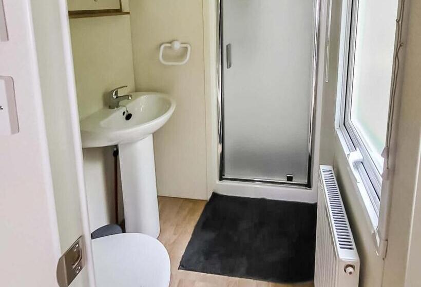 Дом 1 Спальня, Lemonford Caravan Park