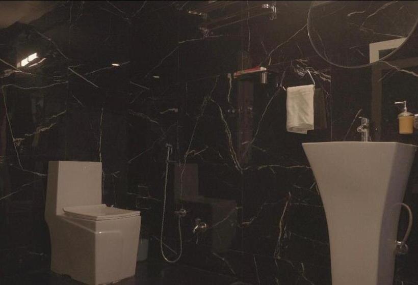 חדר סטנדרט נוף להרים, The Bohemian Casa Dehradun