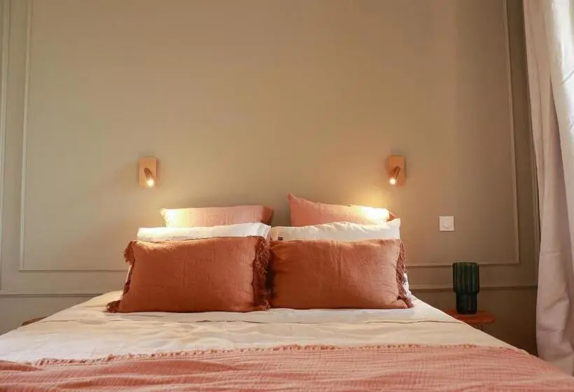 Standard-huone Allasnäkymä, Maison Arcades Chambre 3