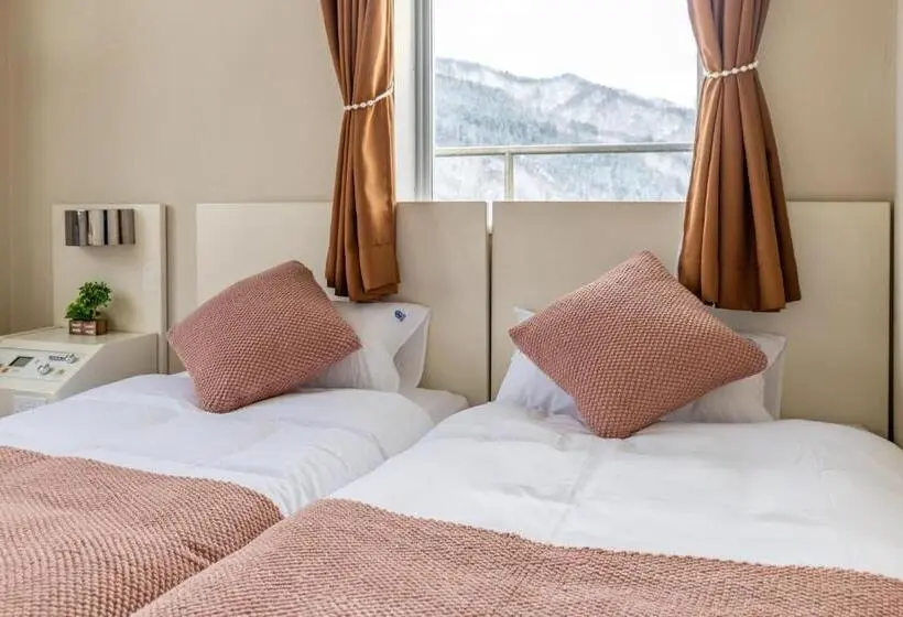 スタンダードルーム, 雪场缆车站旁 Hotel Justice Ski In Ski Out 独立卫浴