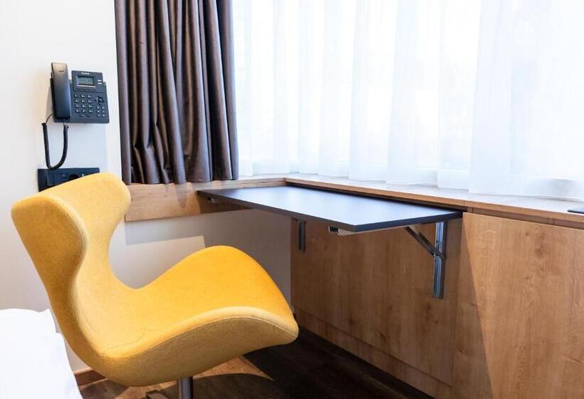 اتاق استاندارد, Lonca   Superior