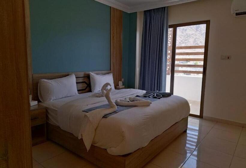 اتاق لوکس, Mariam Boutique