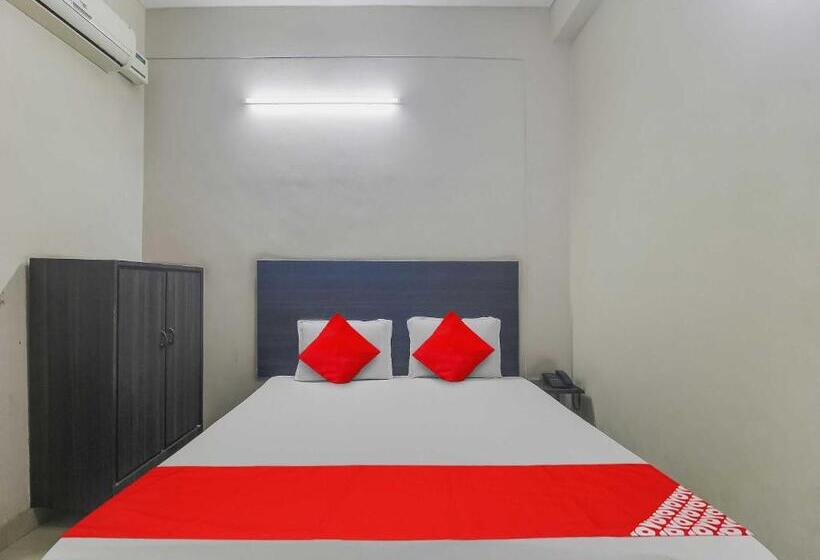 اتاق کلاسیک سه تخته, O Bharat Lodge