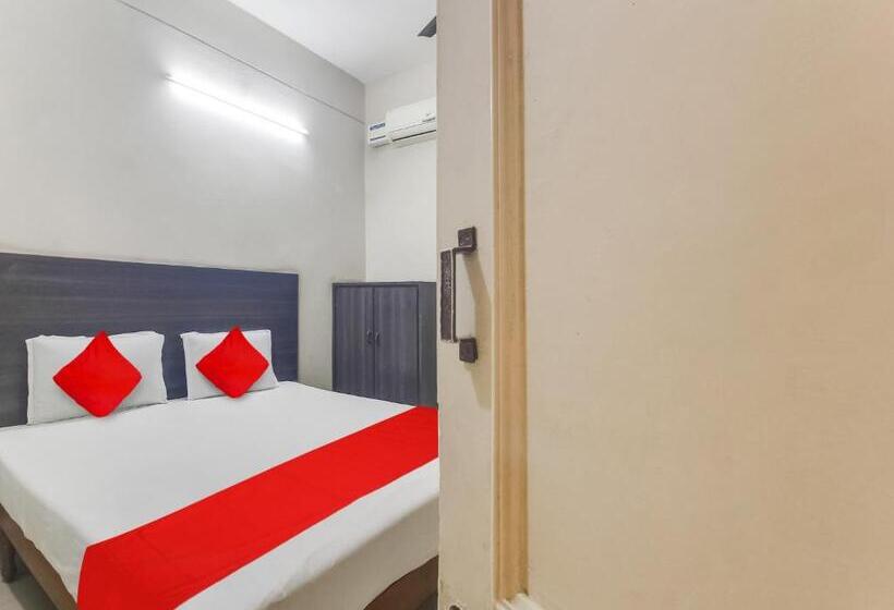 اتاق کلاسیک سه تخته, O Bharat Lodge