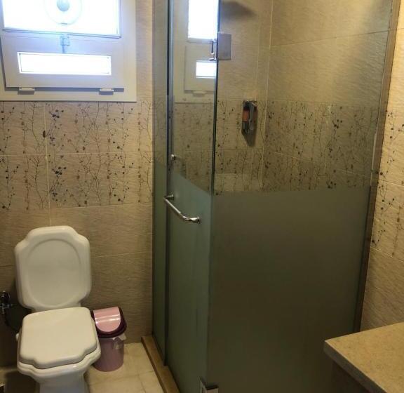 اتاق لوکس خانوادگی, The Gem View