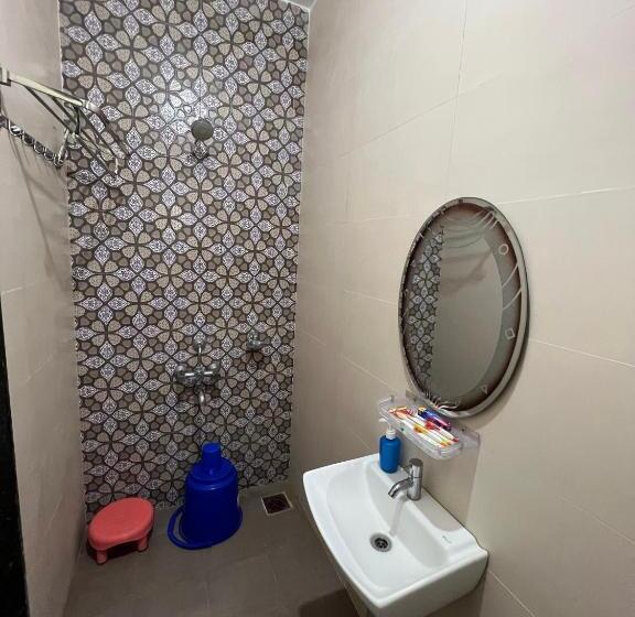 غرفة ديلوكس, Iira Stays   Raigad Srushti Resort