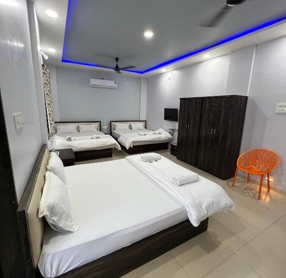 غرفة سوبيريور عائلية, Iira Stays   Raigad Srushti Resort