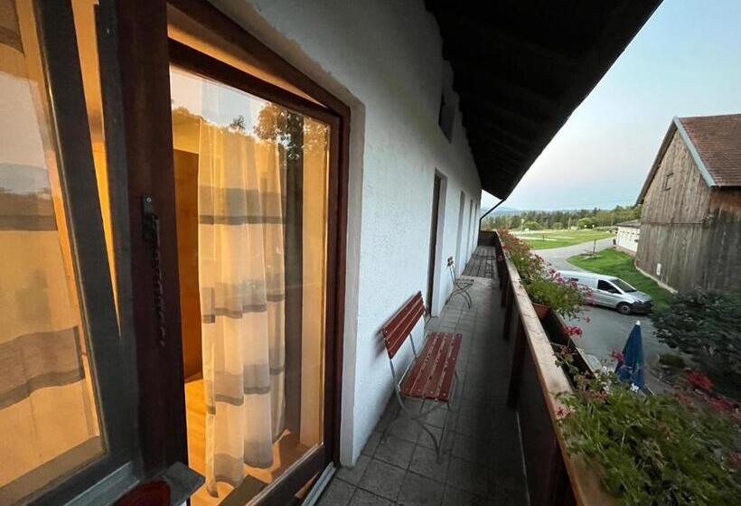 패밀리 룸, Landgasthof Blasini Pfahlhof