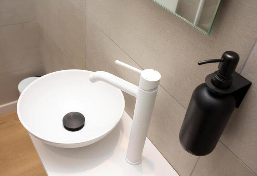 اتاق لوکس, Aila Ii Hotel Boutique By Singularstays Digital Access