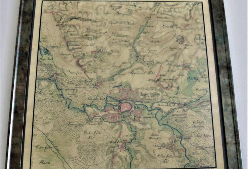 شقة غرفة واحدة, Altstadtjuwel