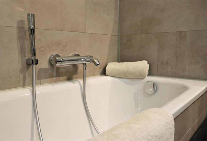 شقة غرفة نوم واحدة مزودة بشُرفة, Altstadtjuwel