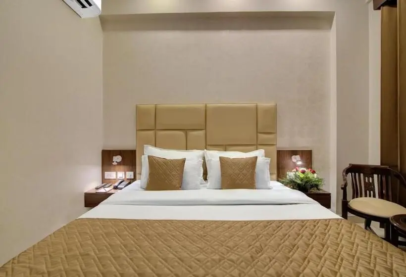 デラックスルーム, Comfort Inn Karnal