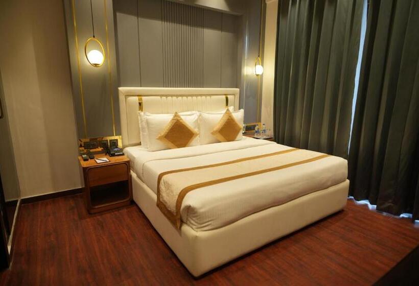 스위트, Comfort Inn Karnal
