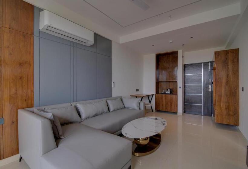 스위트, Comfort Inn Karnal